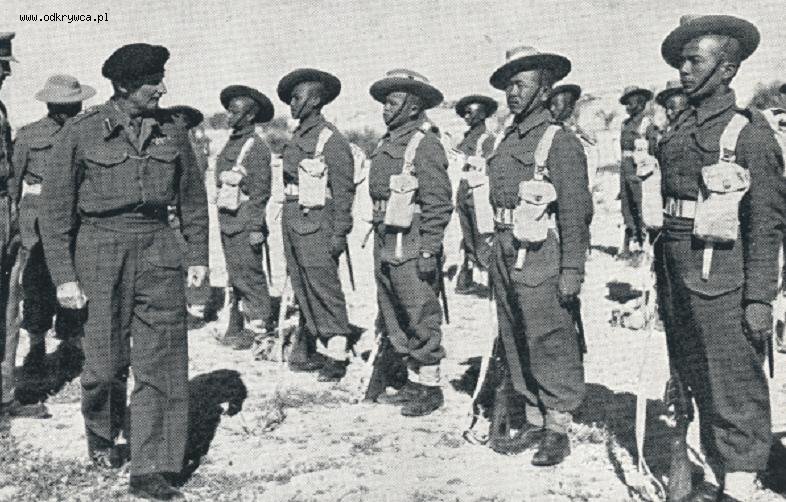 Брюки гуркха. Гуркхи ПМВ. Гуркхи во второй мировой войне. Непальские солдаты гуркхи. Гуркхи на войне.