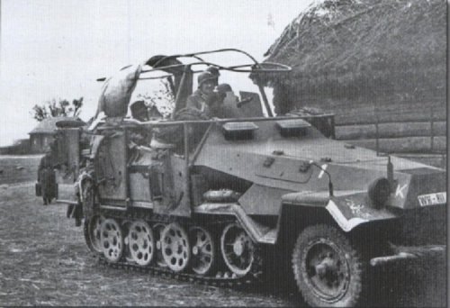 SdKfz 251-6 WR 01.jpg