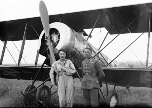 Jadwiga Pitulanka i st.sierż.pil. Stanisław Działowski Hanriot H-28 Aer.Krakowski 1934 r..png