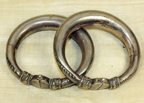 ethj3010_antique_sterling_silver_India_bangles_1024x1024.jpg