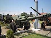152_mm_howitzer_M1943.JPG
