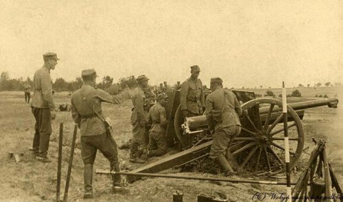 Czeremoszno, wieś w gminie Powórsk, 1937 r. Na poligonie Szkoła Podchorążych Rezerwy Artylerii z Włodzimierza Wołyńskiego.jpg