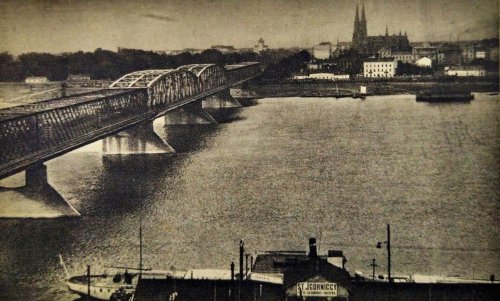 Most_Kierbedzia_dawny_al_Solidarnosci_Warszawa_8835915.jpg