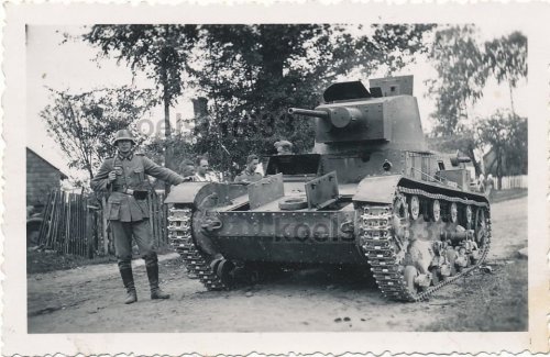 7TP tank (Poland) - captured.jpg