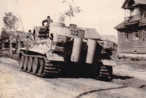 Panzer, Tiger, Turmnummer.JPG