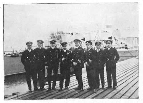 Oficerowie dywizjonu torpedowców.png