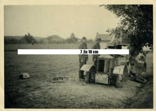 wrzesień 1939 wrak Samochód Pancerny wz 34 Ozorków.JPG