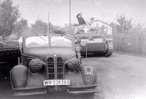 Panzer_2_Poland_1939.jpg