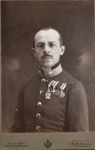 gen waclaw fara.jpg