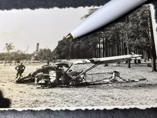 polnisches Flugzeug RWD-8 abgeschossen 1939 Polen 2. WK.webp