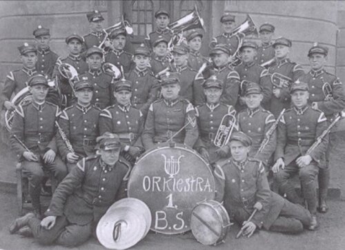 orkies 1bs.JPG