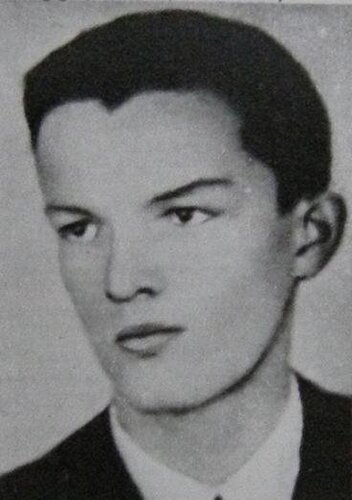 zawrat tadeusz muller 30sirp sapiezynska fiat.JPG