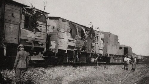 Zniszczony-Panzerzug-nr-3-pod-Chojnicami.jpg