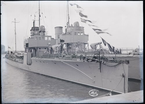 gdansk port 30r.jpg