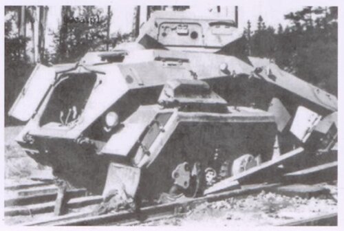 rozbity SdKfz231.JPG