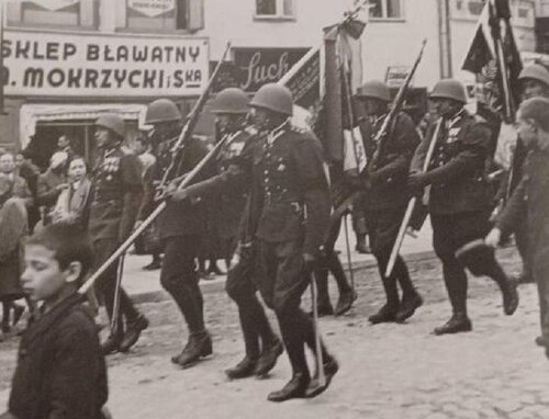 aztand pp.JPG