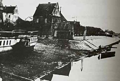 pinsk port.JPG