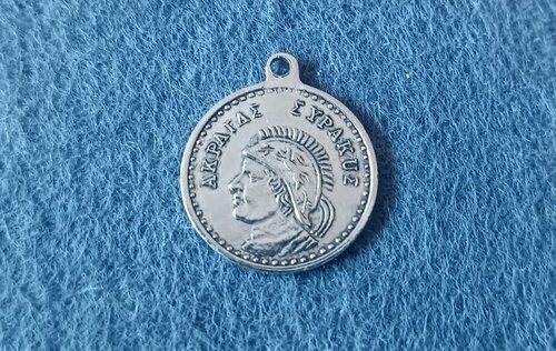 grecki medalion A.jpeg