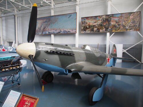 Yak-9U_at_Central_Air_Force_Museum_Monino_pic1.JPG